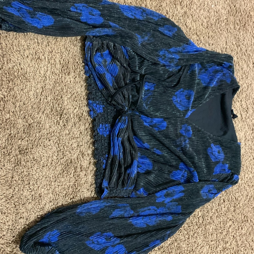 women size M! used like new price slashed!!